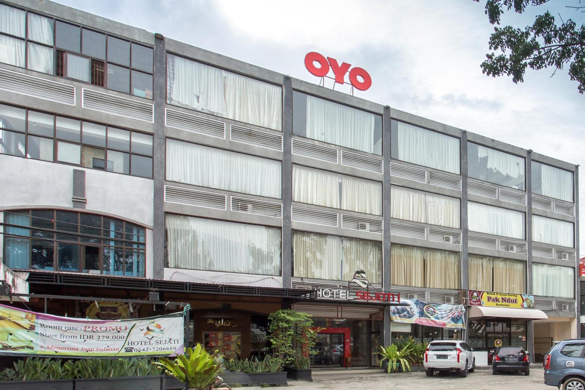 Oyo 663 Hotel Sejati Balikpapan  Luaran gambar